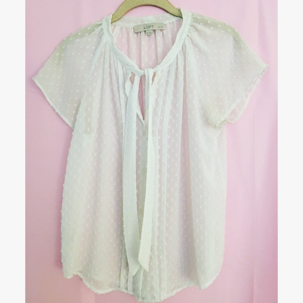 SOLD Loft 🎀 White Blouse